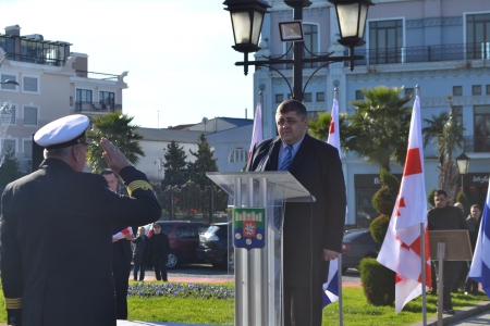 გადიდება სურათი